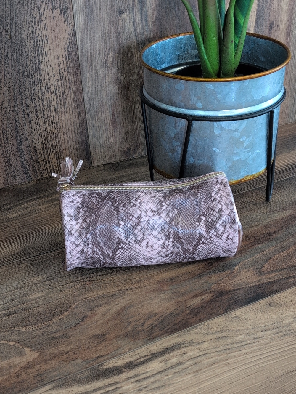Pink Snake Print Barrel Zip Pouch with Tassel T257